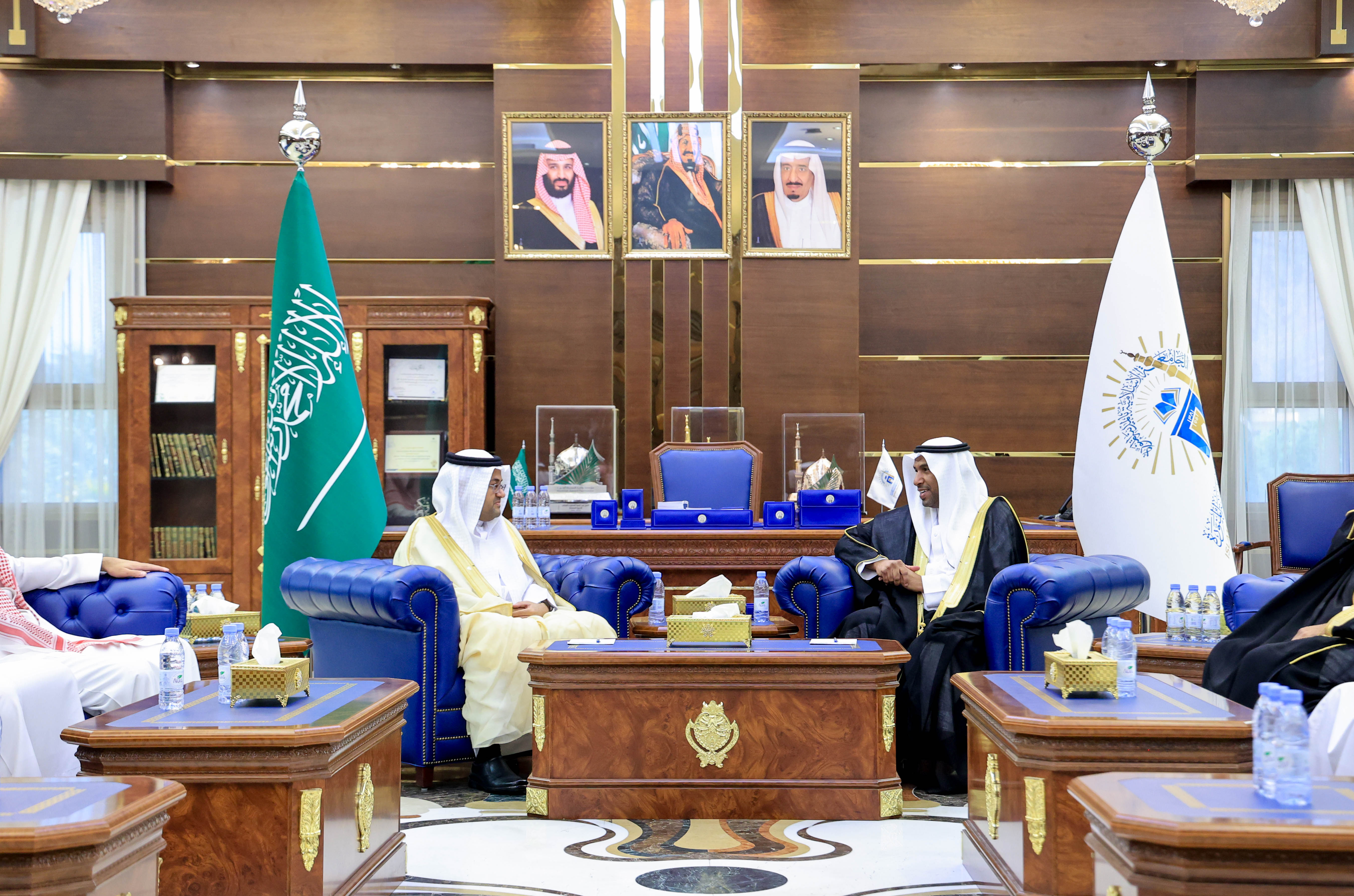 استقبل سعادة رئيس الجامعة الاسلامية⁩ المكلف، أ.د. حسن بن عبدالمنعم العوفي، المشرف العام المكلف على هيئة تنمية البحث والتطوير والابتكار د. محمد العتيبي،